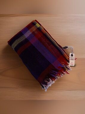 NWT Talbots Red Navy Yellow Multicolor Plaid Fringe Lightweight Wool Scarf-OS